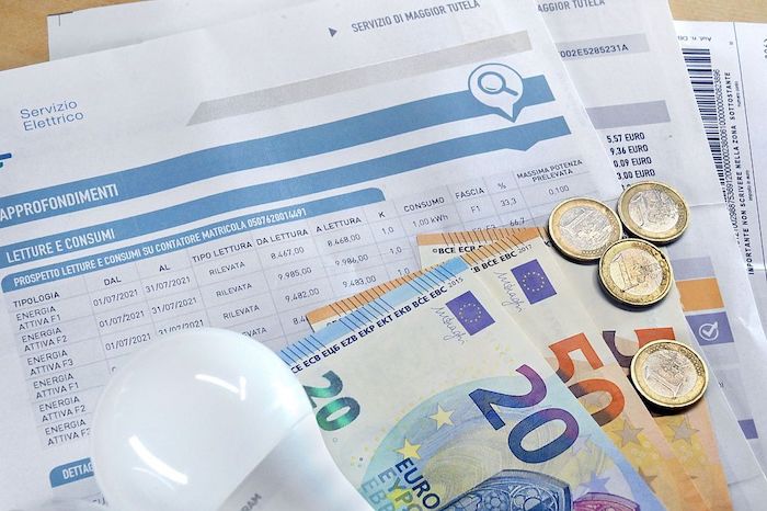 I motivi degli aumenti in bolletta, verso l'indipendenza